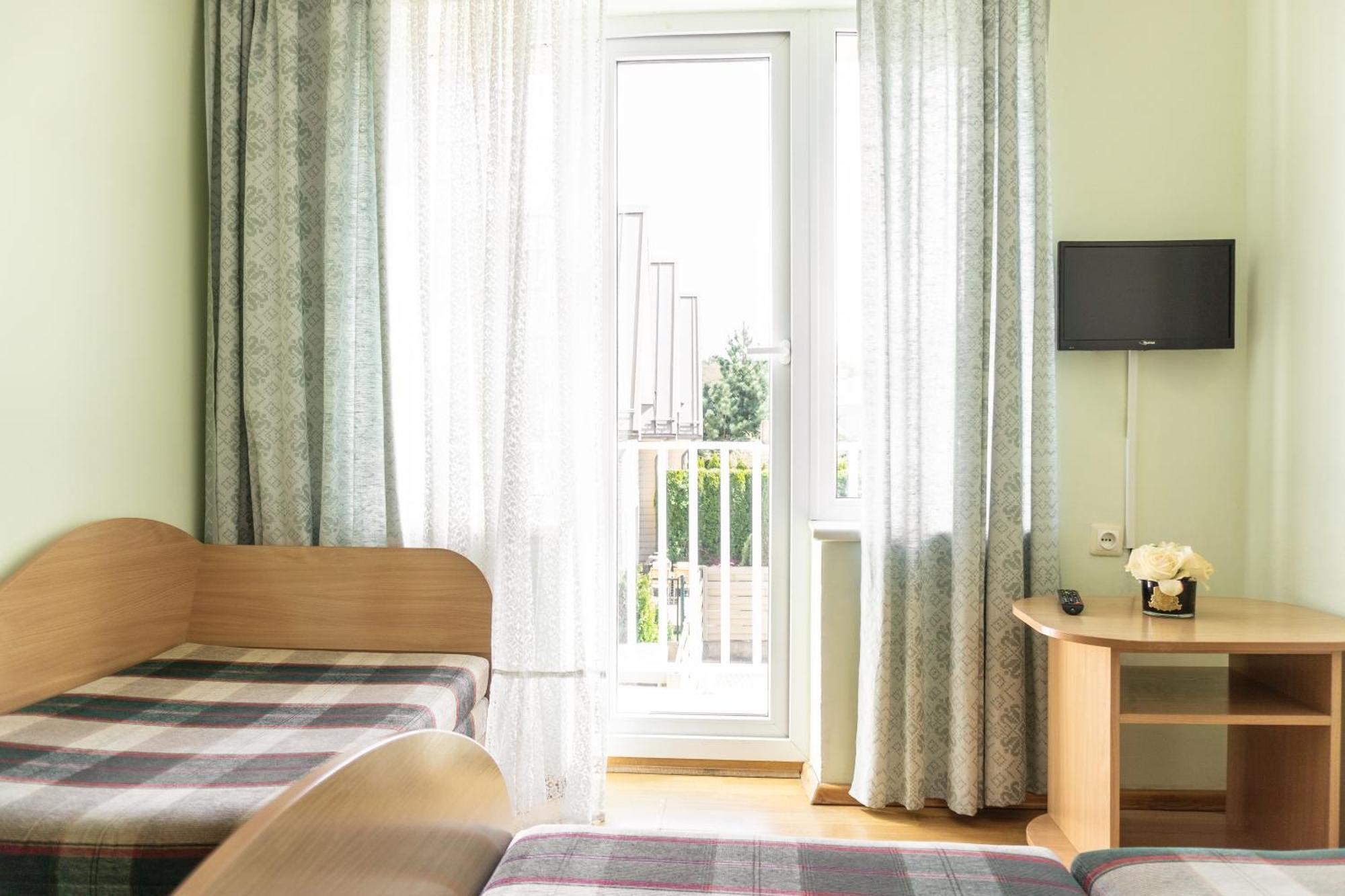 Vila Janina Hotel Паланга Екстериор снимка